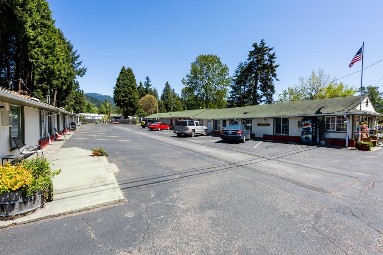 Arbor Inn Motel Oakridge Exterior foto